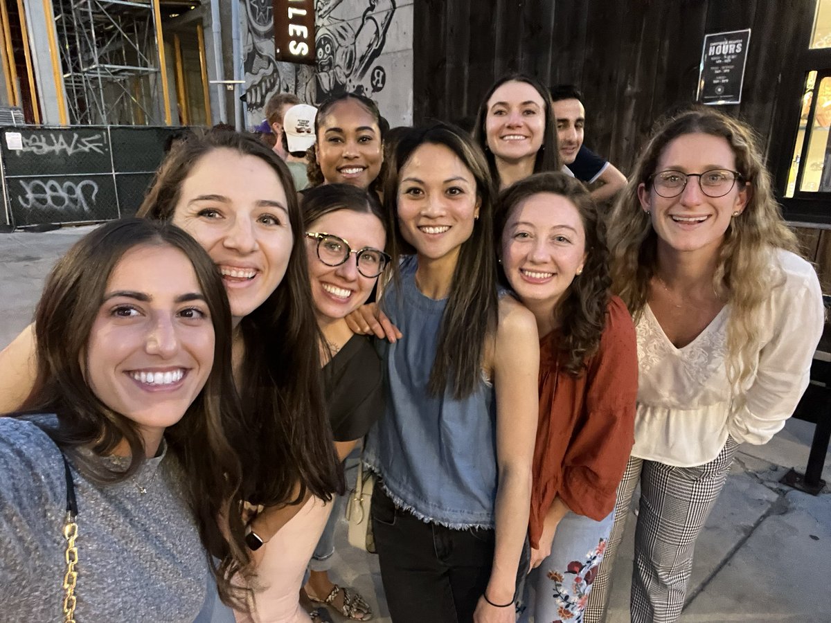 kate_klimo's tweet photo. Amazing weekend with incredible people. Learned so much about the field of #FPMRS Met so many strong and powerful docs. Feeling so grateful for #SUFUres22 #womeninmedicine 🥰 https://t.co/ZX27IjlGKW
