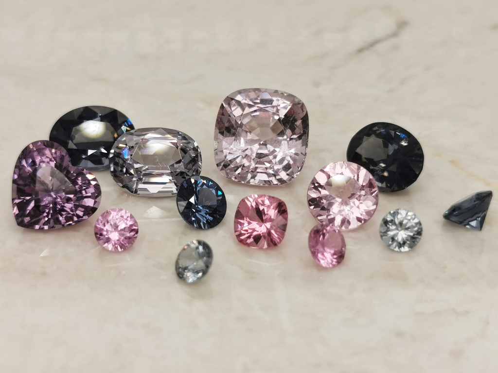 BillHicksDesign's tweet image. Spinel and Peridot are the birthstones for August, and this month we have a stunning selection of gorgeous gems to choose from.  You can also check out our latest blog on Spinel - a gem connoisseur's secret favourite stone.  Link in bio.