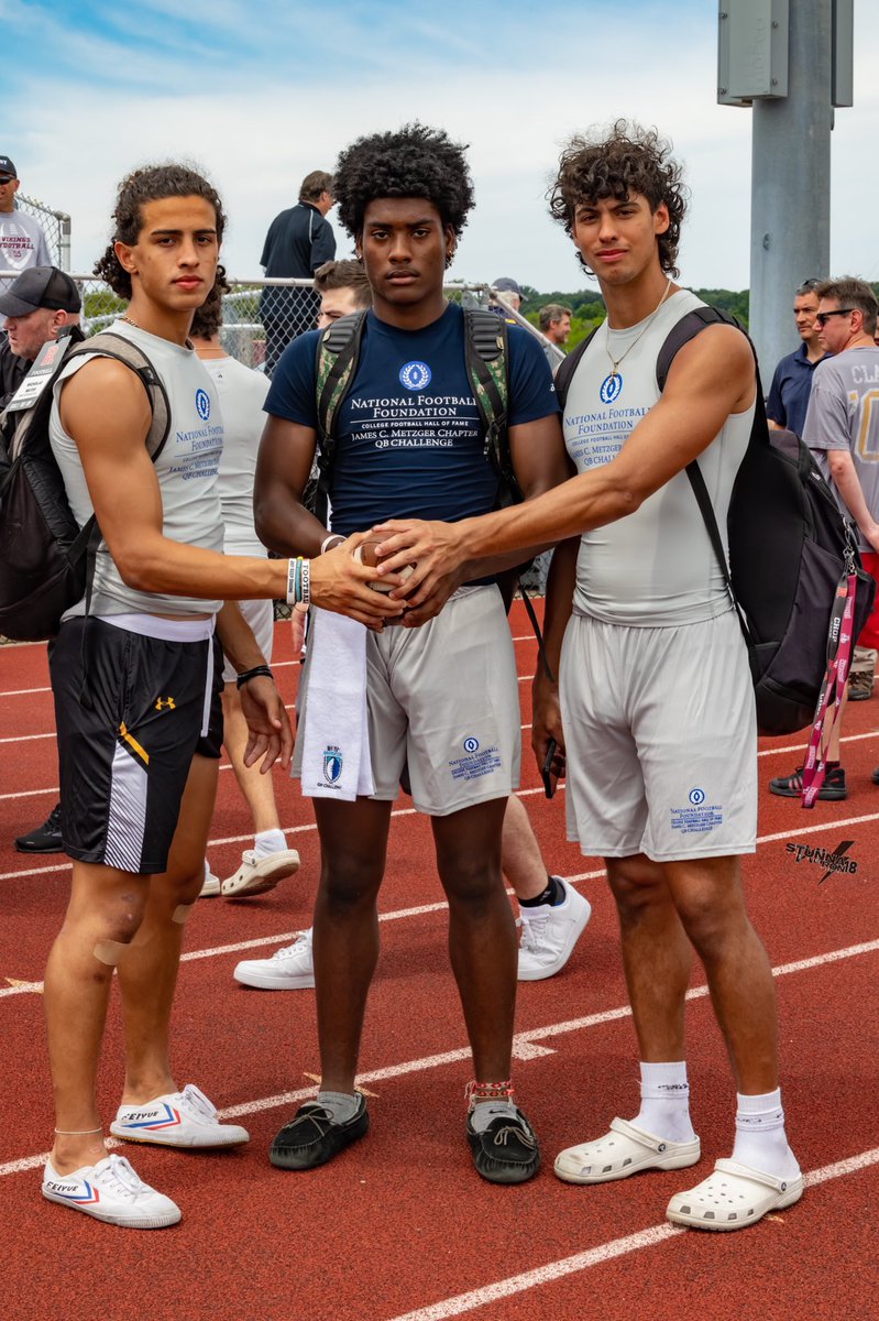 8zionwt's tweet photo. Had a a great time today at the first annual QB Challenge for the top 12 qbs on Li. I placed in the top 5 on Li out of 12 other qbs! Thank you for inviting me @Gregg_Sarra @NFFNetwork @HTHS_Athletics @RecruitHTFB @pstnyc @jared_valluzzi @coachtmcentire @GinoGigs  @Coach_Priore https://t.co/s9L2YeeAnF
