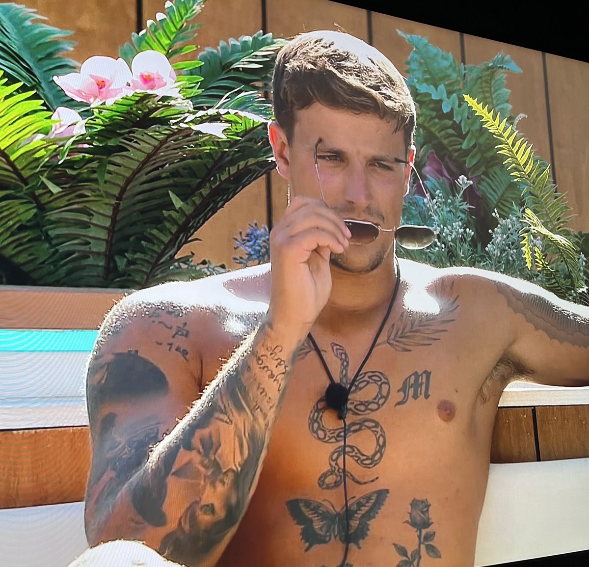 Luca when he didn’t see Michael Owen 😭😭😭 #loveisland