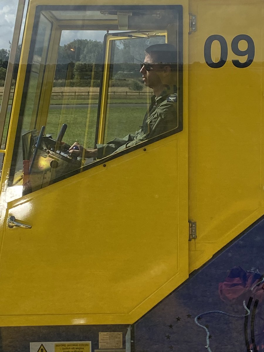 632 Volunteer Gliding Squadron tweet media