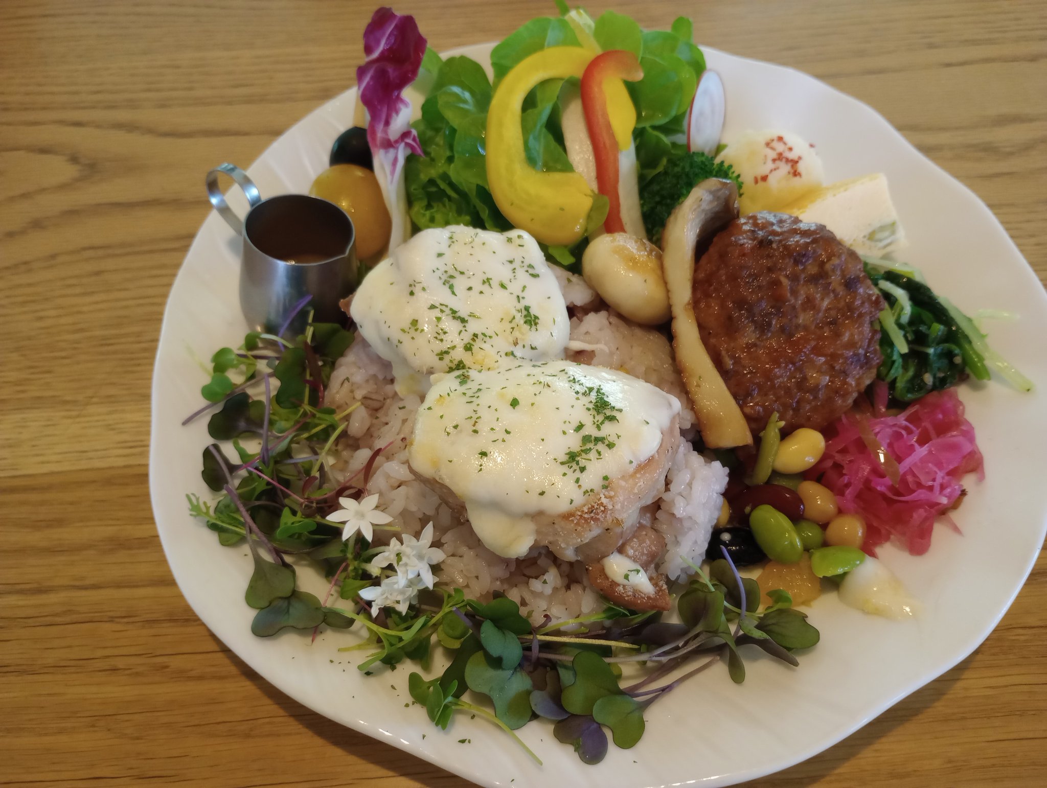 こうのすスローライフ 鴻巣市17号線沿いにある きららカフェ に行きました ランチ プレートを頼みましたが おしゃれな盛り付けで ランチもスープ 美味しくて写真撮る前に完食 もとても美味 鴻巣大使の石﨑 智子さん吹上方面もレポしてくれないか