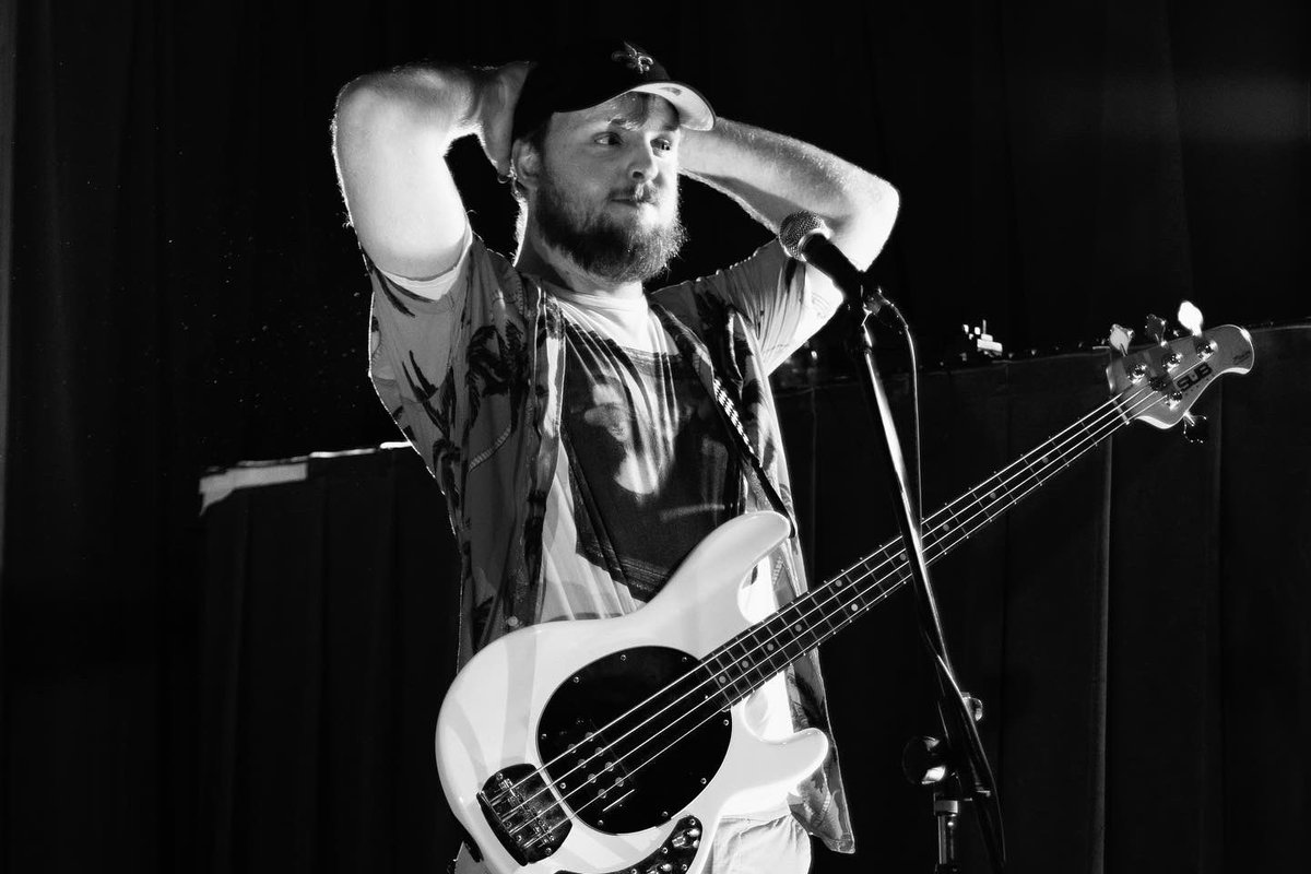 andthewrongcrwd's tweet photo. Last night…. Was soooo good to be on stage, thanks for making our weekend https://t.co/FmfQ5l0pBR