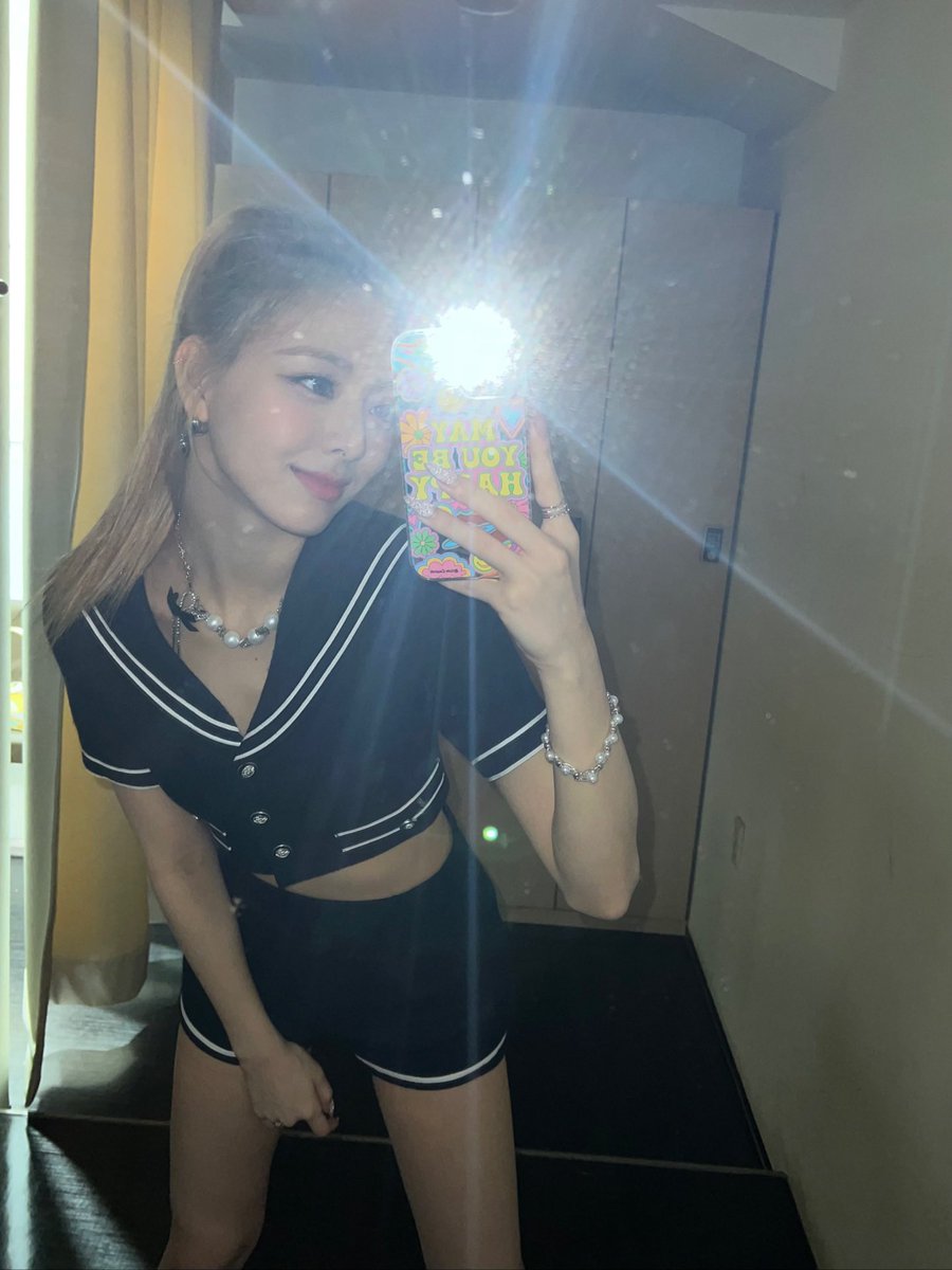 ynfeed's tweet photo. hot girl yuna https://t.co/iuzWwHkKNq
