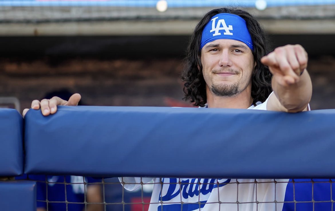 bag on Twitter "Dodgers james_outman Cody_Bellinger My (out)man! https//t.co/dwsWNhkWf1