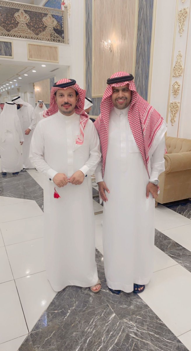 althwabi1's tweet photo. الصديق الوفي والغالي ابو اميره والشاعر عوض الثوابي هذا المساء @A_Althoabi @eissa1595555 https://t.co/IFBjVr9ZeL