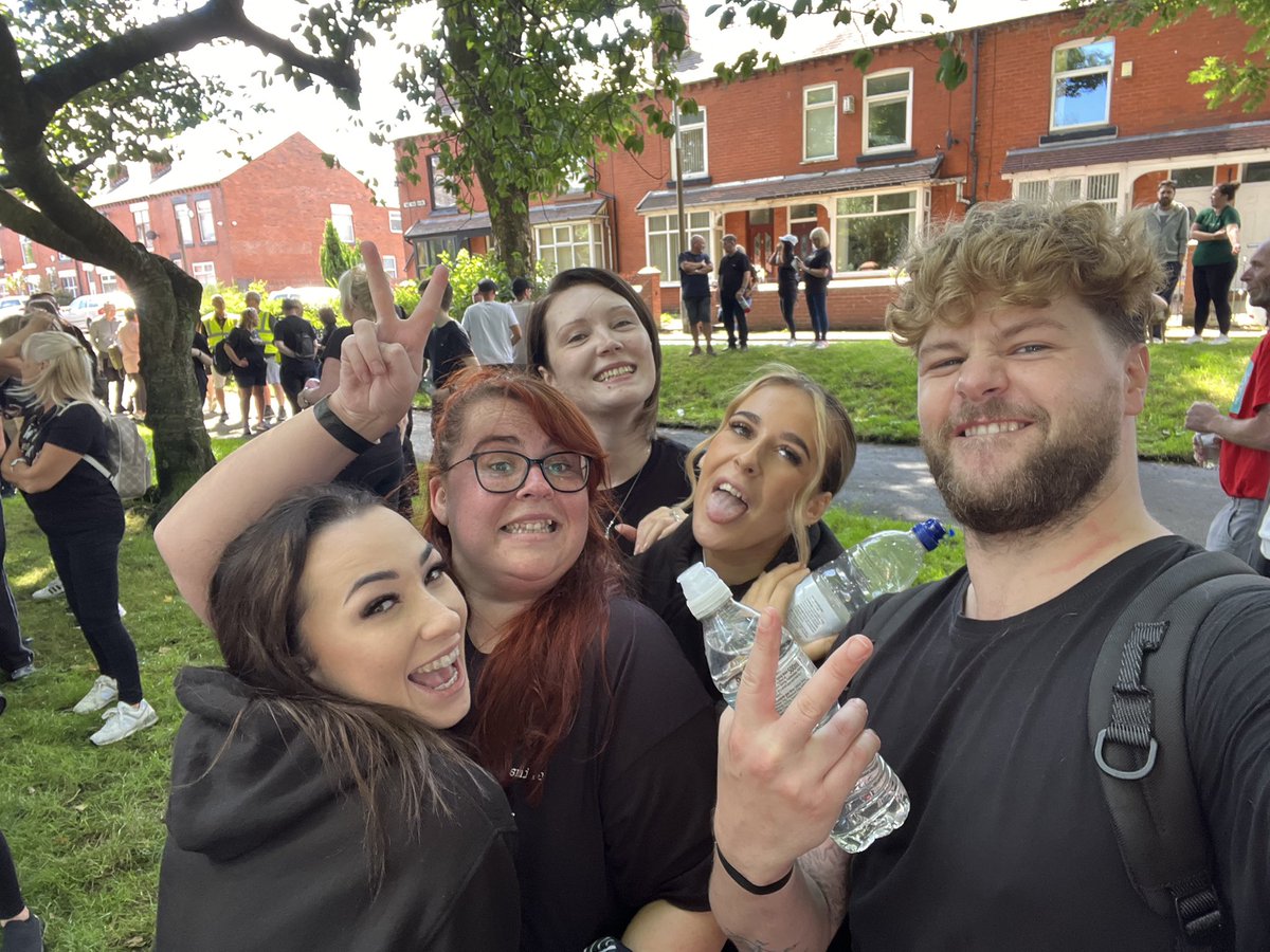 🤍 <a href="/Ainsley_D/">Ainsley✨</a> @chelstaylor_x <a href="/JayMcGuiness/">Jay McGuiness</a>