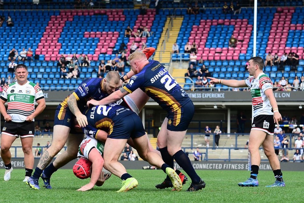 Evan Simons tweet media