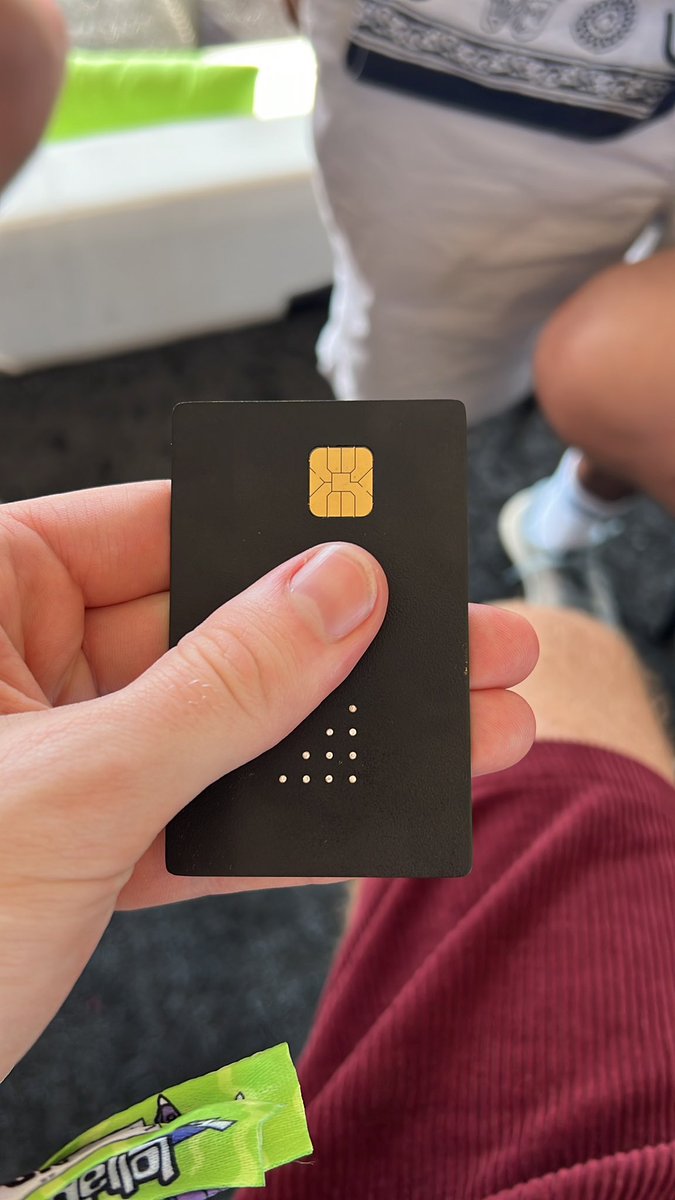 gotsis's tweet photo. wen solana cards they say?

some say soon https://t.co/dZS3Vgu4xK