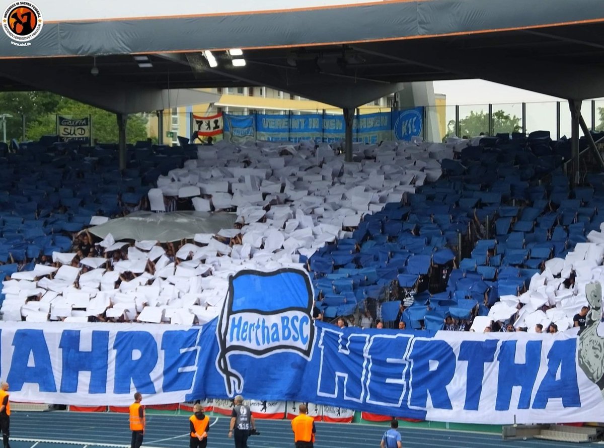 [DFB Cup] [Ultras] [Germany] 🇩🇪
[31.07.2022]

Eintracht Braunschweig - Hertha BSC