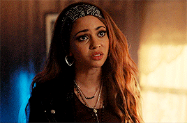 Riverdale wouldn't be the same without these legendary legends

Everyone else is replaceable, these legends are the only thing that keeps me coming back to this show. #Riverdale 

Argue with a fucking wall.