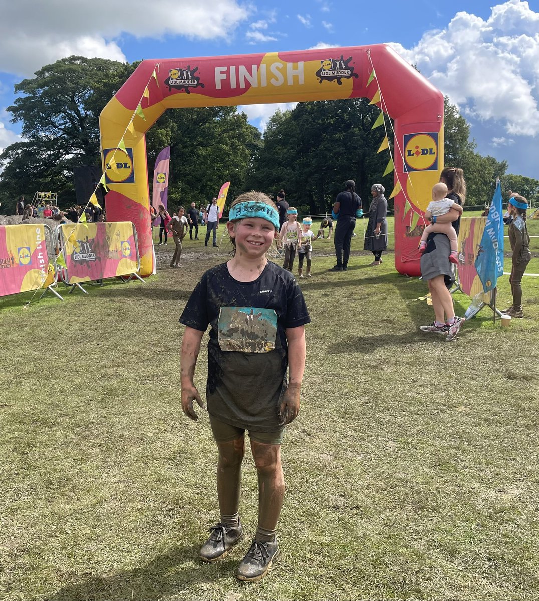 TukeRebecca's tweet photo. Fantastic weekend at #ToughMudder and #LidlMudder yorkshire. Loved every minute well done Em’s you smashed it! https://t.co/ekWEAr2wNb