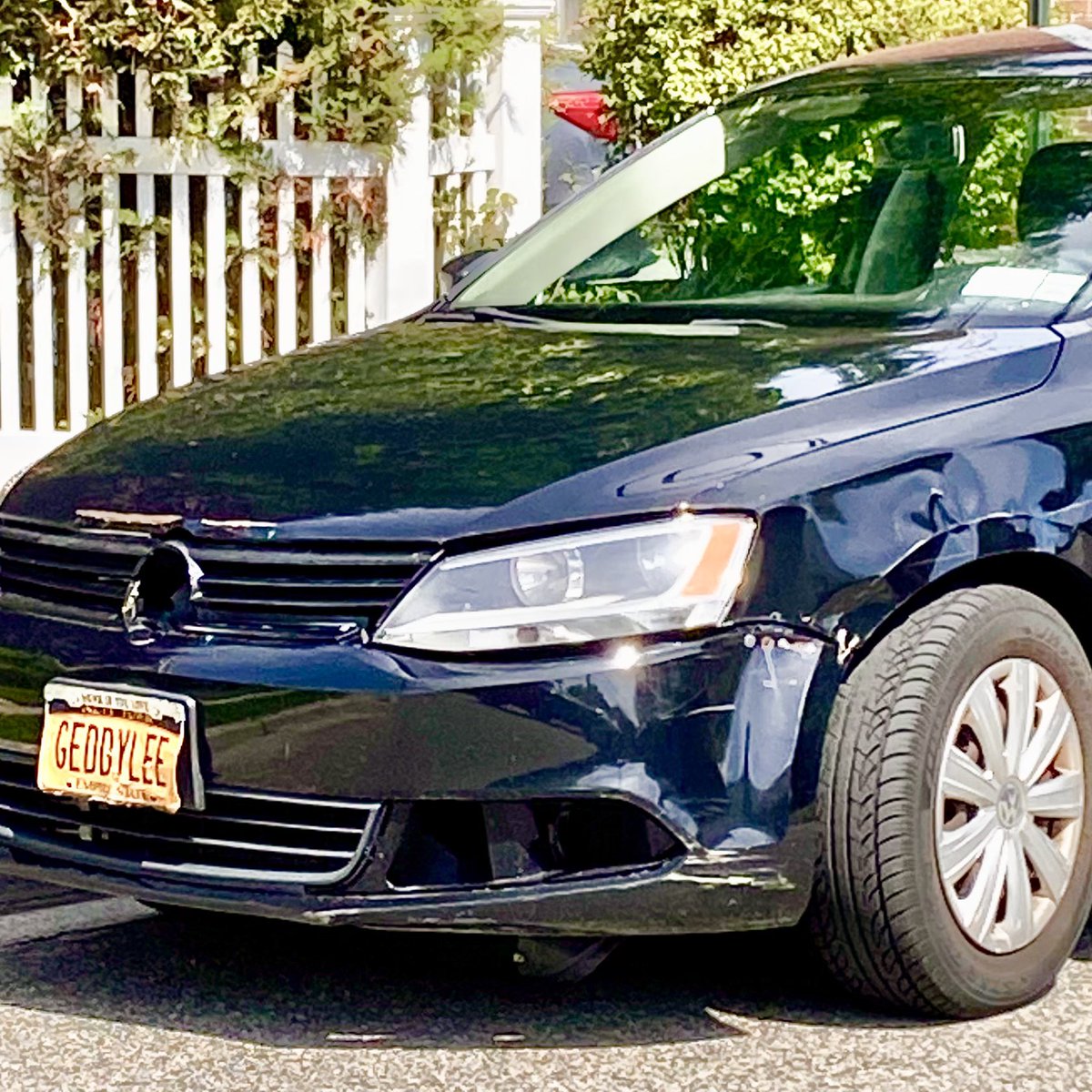 Clive Young tweet media