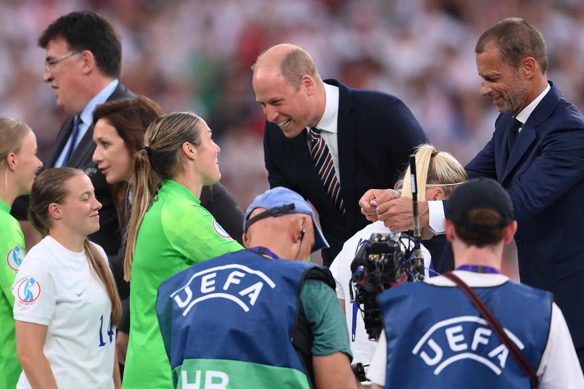 ManUtdWomen's tweet photo. Nobody celebrates quite like Mary 🤣🙌

🏆 #WEURO2022 

#MUWomen || #Lionesses https://t.co/WlnfPCJkR0