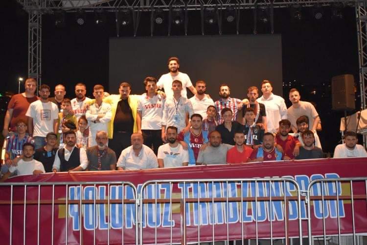Burakslymnoglu's tweet photo. AİLE @GurbetciGencler https://t.co/He9iPDLvXY