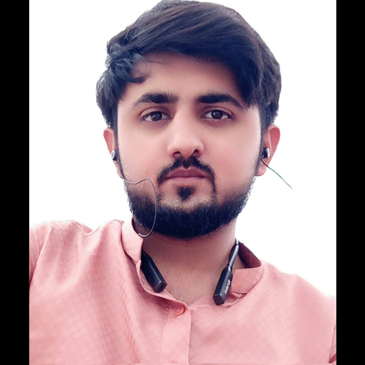 UrJnab's tweet photo. #NewProfilePic https://t.co/khIBUl3UNd