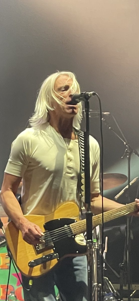 The main man ⁦<a href="/paulwellerHQ/">Paul Weller</a>⁩  delivered at Swansea tonight absolutely on the money