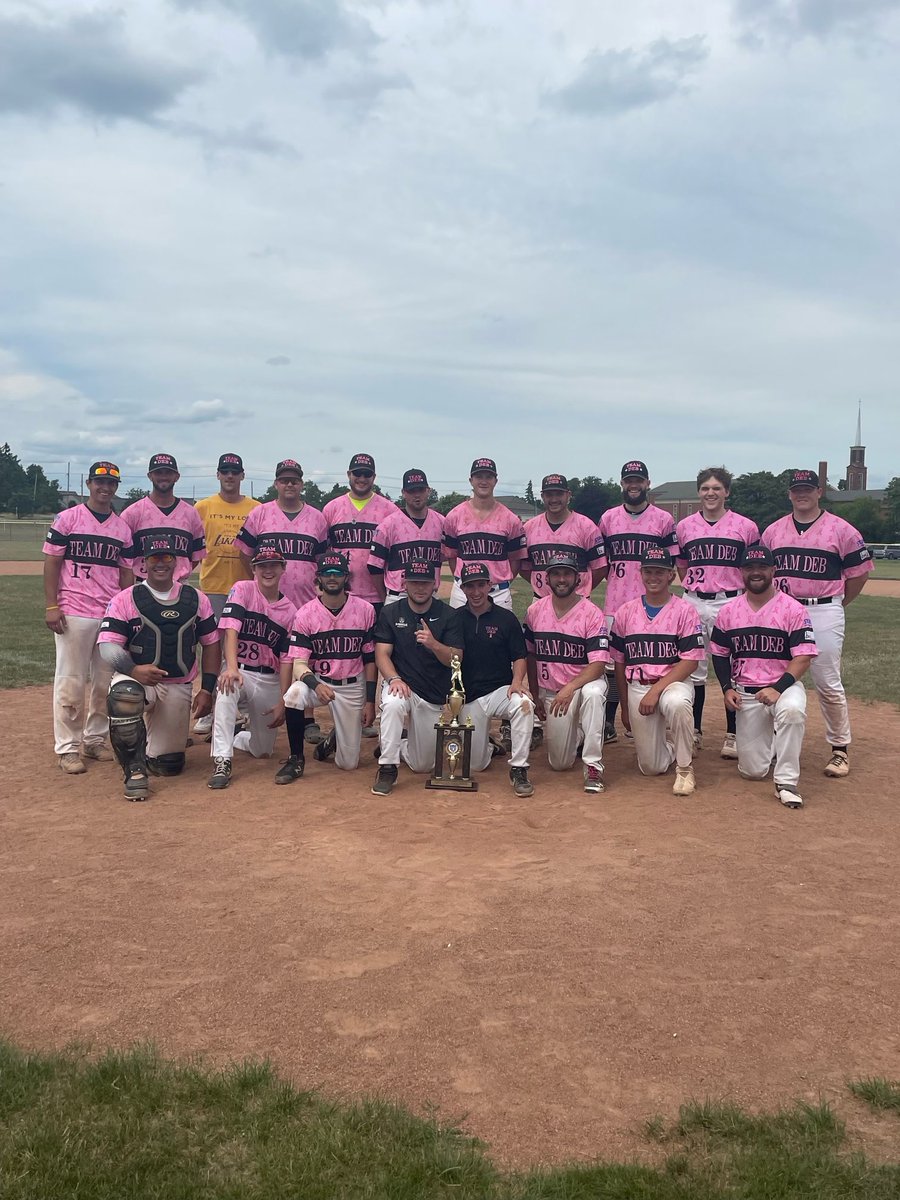 BUFFALOMUNYAAA's tweet photo. @NABFInfo @WNYAthletics Team Deb defeats West Seneca Warriors  to advance to their 3rd NABF Mid Summer Classic, World Series in Battle Creek, Michigan.
Jessie Zellner! 2 doubles, a triple, and a HR with 8 RBI’s. Kyle Smith and Chris Vitale thru superb for Deb. https://t.co/NaL5viIzNO