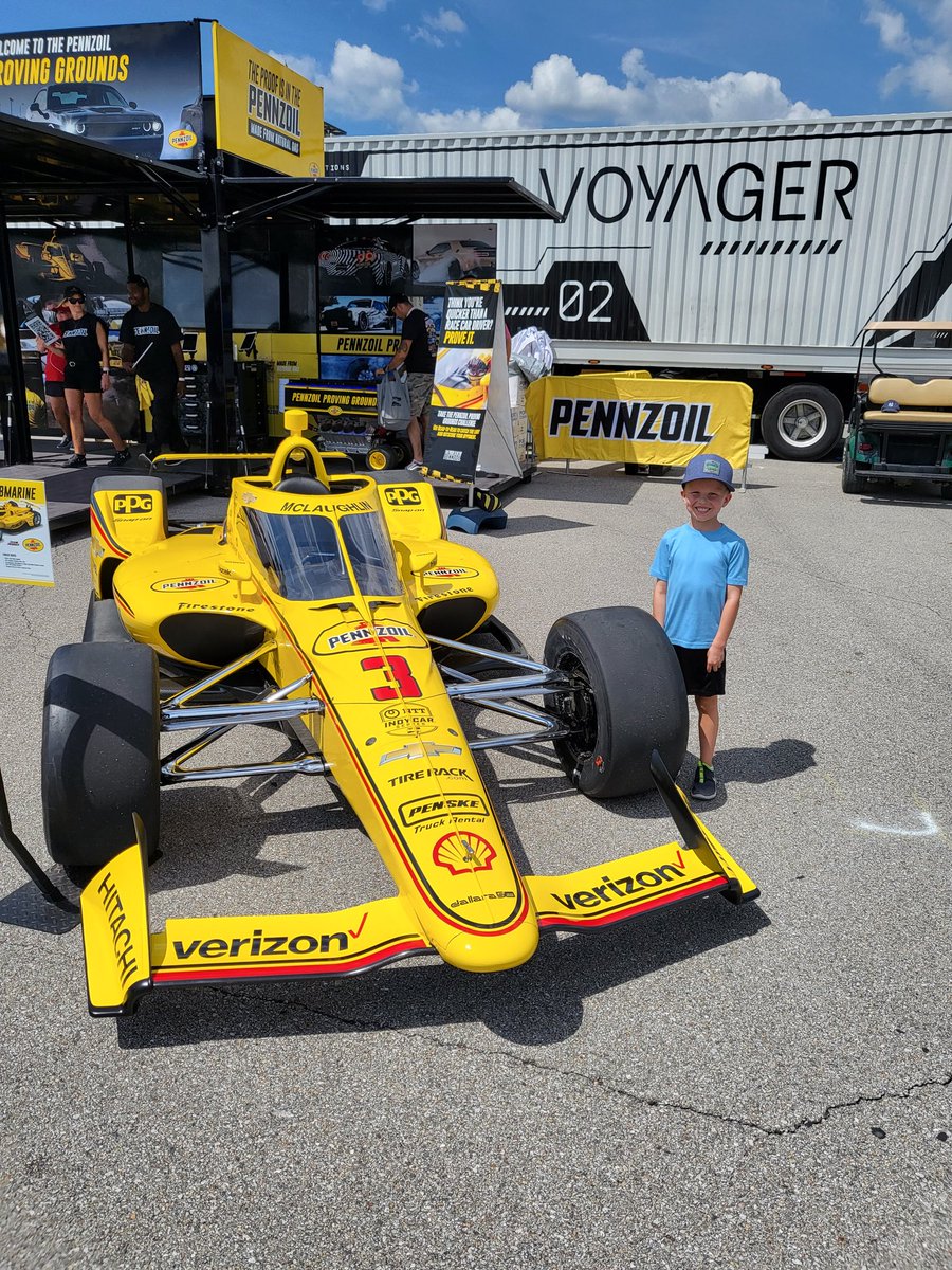 jsw0792's tweet photo. @jdouglas4 @IMS @IndyCar @XfinityRacing @NASCAR Thanks for all the work you put into these weekends. We had a blast as always! https://t.co/im9kOyhCDP