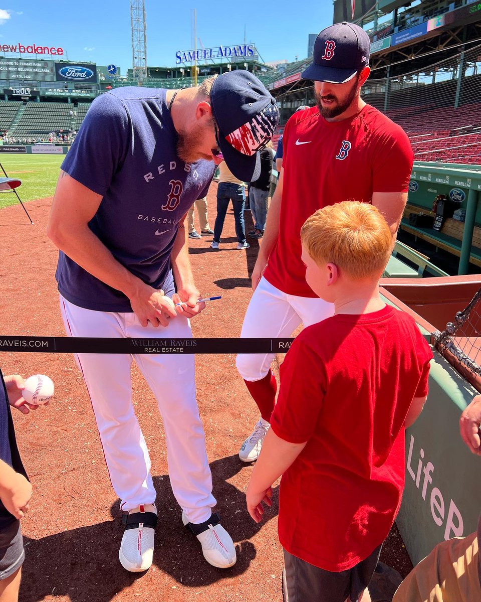 Steve_DaSilva's tweet image. Game 103
Luke 1st Game @PatEuglow @AmberEuglow (2/2)