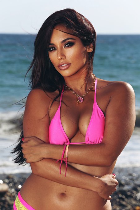 This app has me looking like an entirely different person! I&rsquo;m so here for it! https://t.co/hXaNlxAF<a href="/tag/realloyalfans"class="tags"><span>#realloyalfans</span></a>