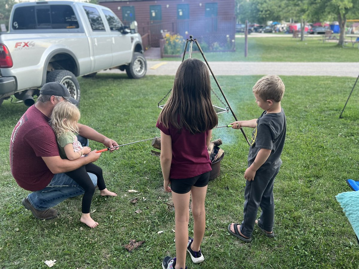 NikkiShyanne's tweet photo. Another great weekend of camping! Been 21 years since my family has been to this campground. So much has changed, but so much is still the same. We loved every minute of it! ❤️ https://t.co/edkf54E1L8