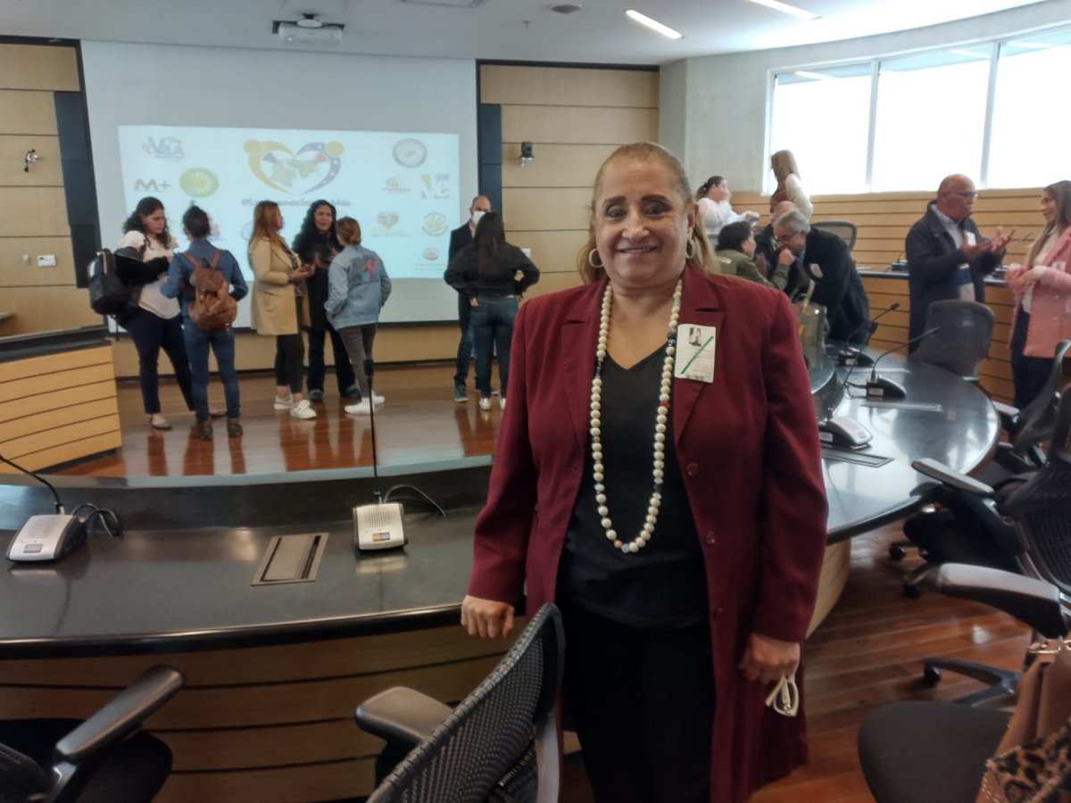 El pasado Martes 16, Julio. Nuestra Gerente/Dirección Coral de FUNDIMUSICOL, <a href="/SaraCatarine72/">Sara Catarine</a>  presente en la Alta Consejería para Asuntos Migratorios en la Alcaldía de Bogotá. El cual, junto a fundaciones y ONGs trabajando de la mano en pro de todos los venezolanos y colombianos.