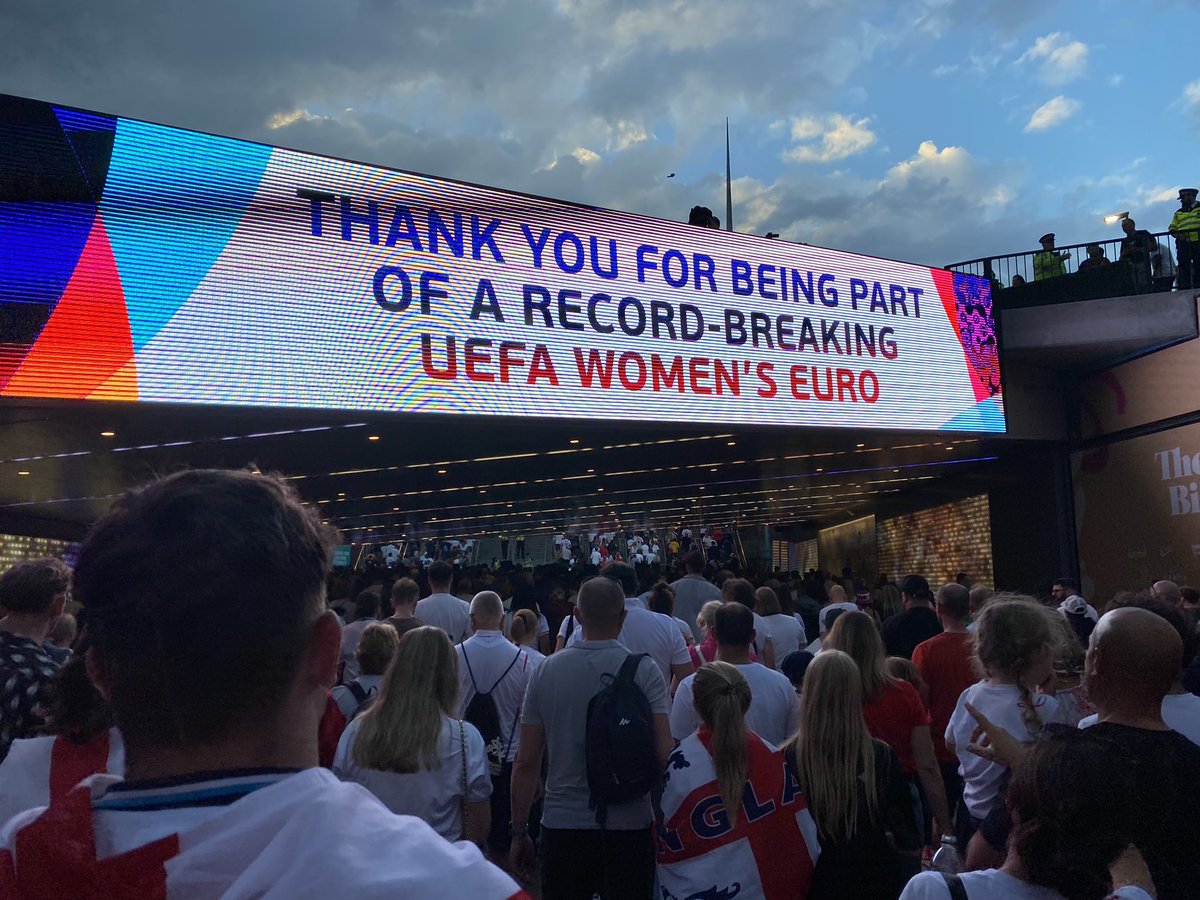 Just brilliant. What a game and a great result. 🏴󠁧󠁢󠁥󠁮󠁧󠁿 @Lionesses #EURO2022 #womenseuros2022