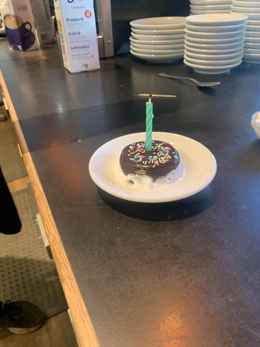 auglysingapakk's tweet photo. Pal vak naðu, þu hefur verid í da i seinustu 30 á r ! https://t.co/W0ZbQ7tKOQ