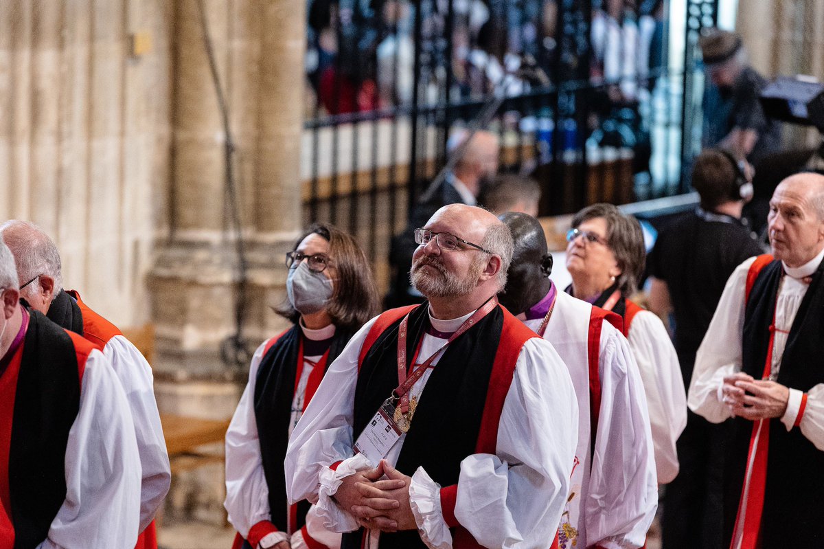 ArchbishopSarah's tweet photo. Praying for God’s blessing upon those who are gathered at the #LambethConference for prayer, worship, discussion and walking together. 

May we grow into deeper understanding of one another, and deeper love for the world Jesus Christ came to save. https://t.co/BlhJMjGAk8