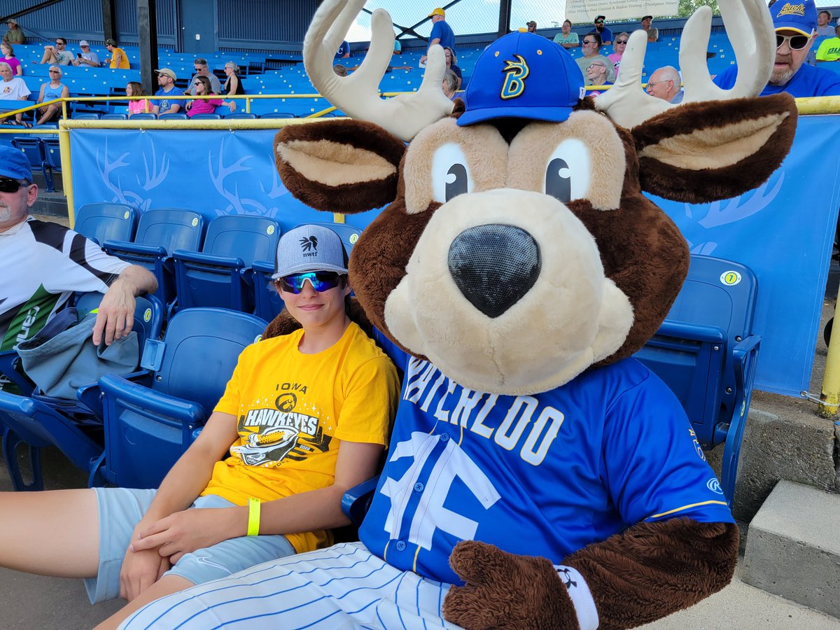 #bucksselfie <a href="/waterloobucks/">Waterloo Bucks</a> 
Just the boys at the ballgame!