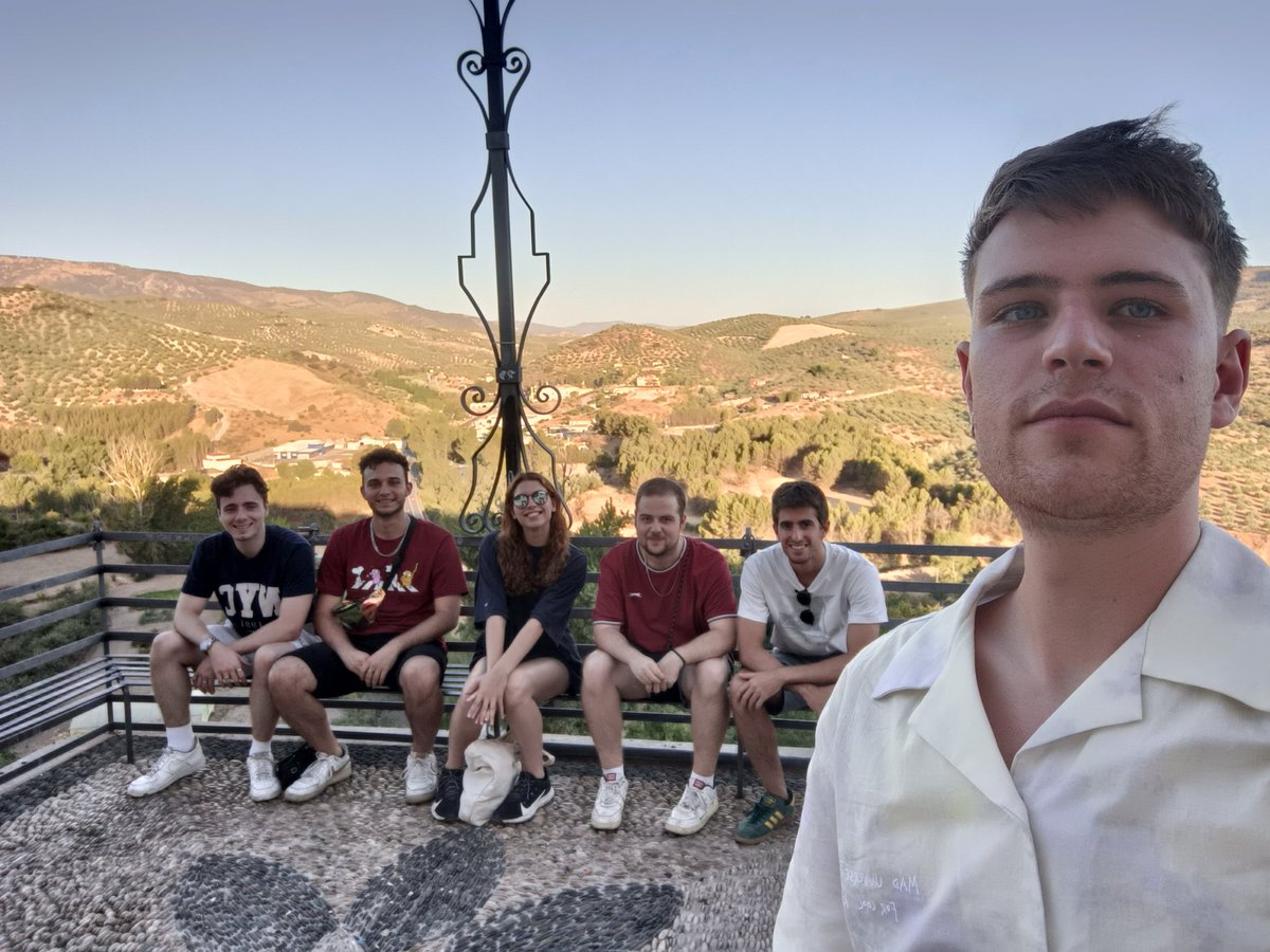 davilin98's tweet photo. Andalucía 🥵 https://t.co/2PR6zPzJKs