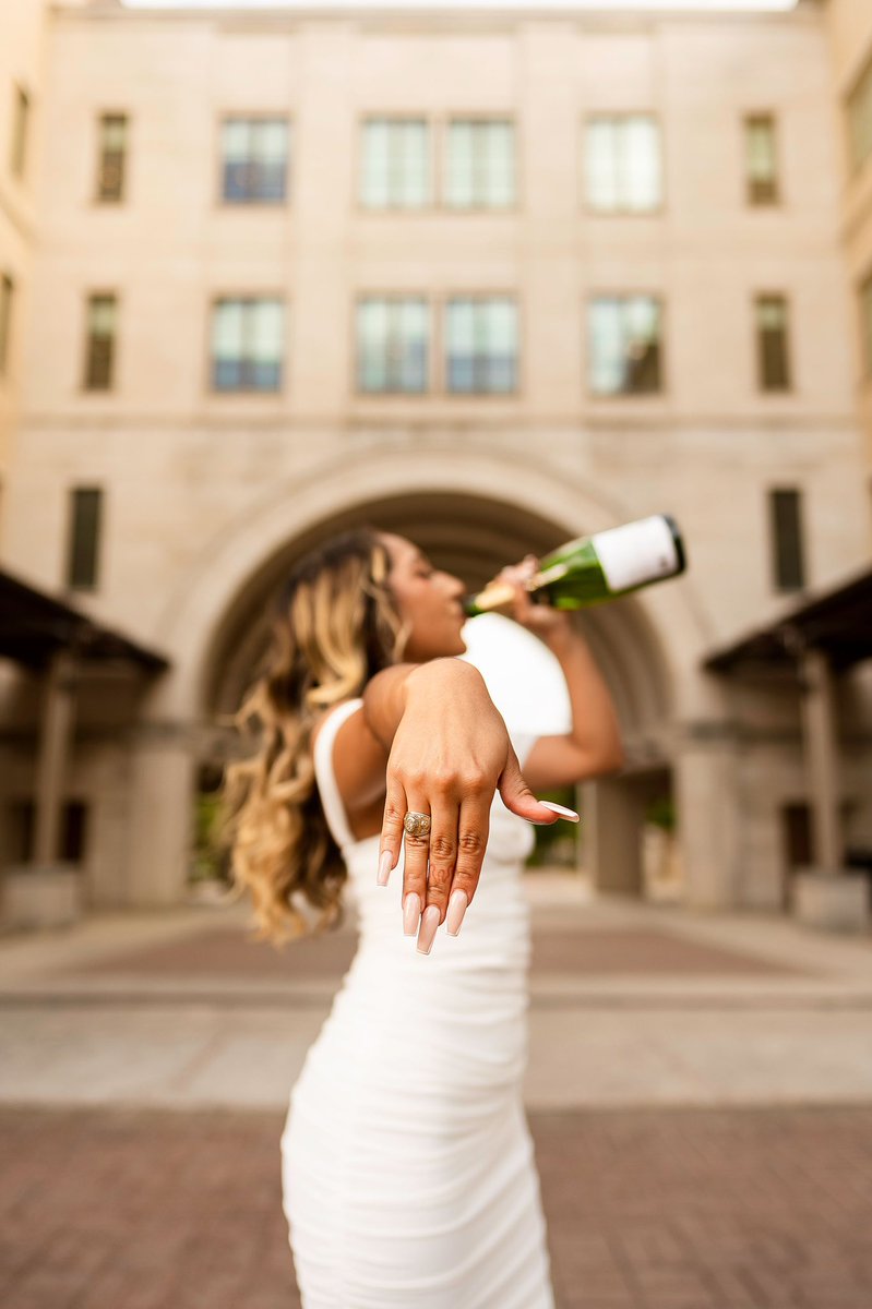 All of this passion I got all I ever need, for me to move on and succeed 🥂

Texas State University 
Bachelors of Business Administration
Concentration in Human Resources 
August 6, 2022 @ 10am 
 
Masters loading… 
#txstgrad #txst22 #latinagrad