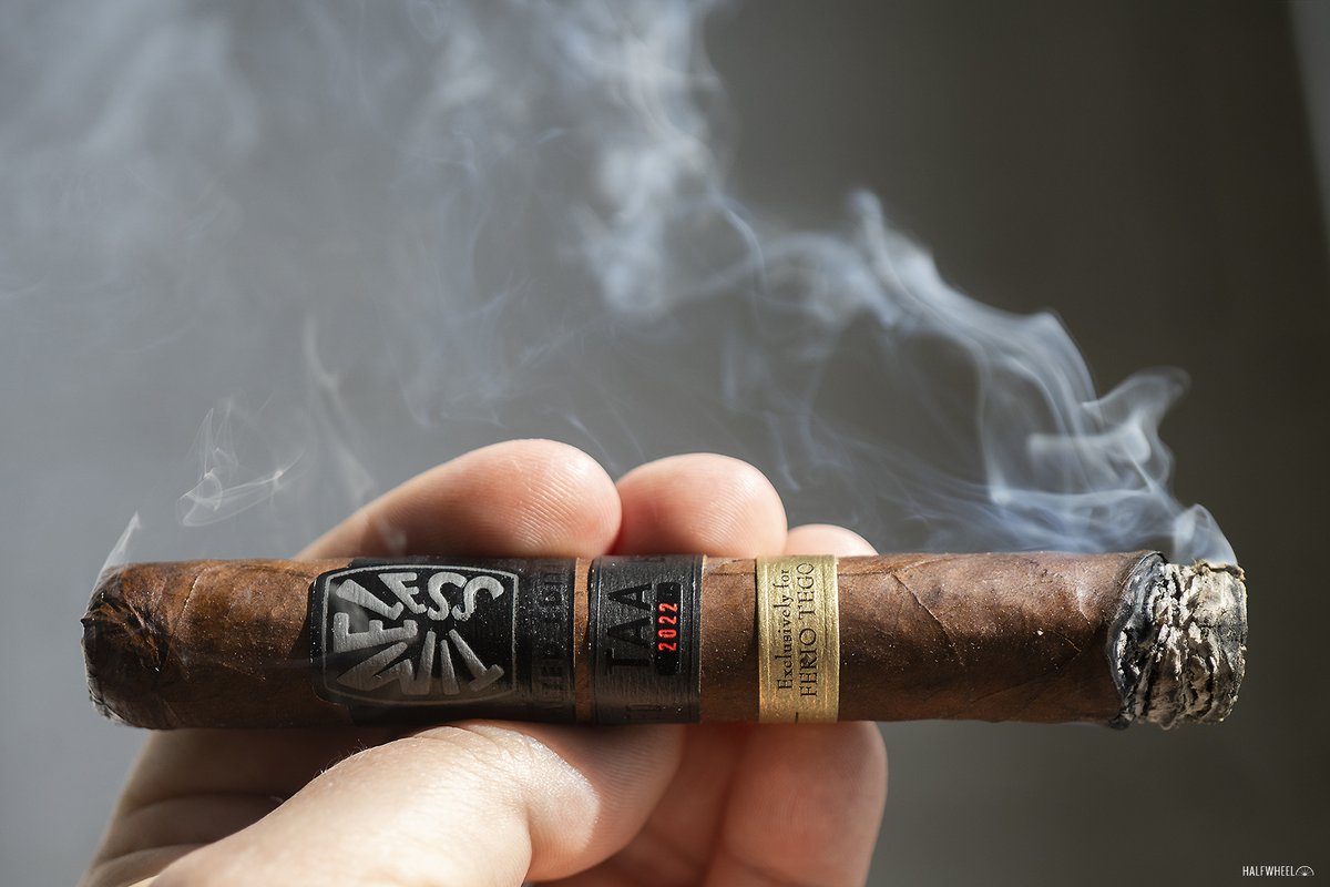 Ferio Tego Timeless TAA 2022 #cigars bit.ly/3cNt8JP