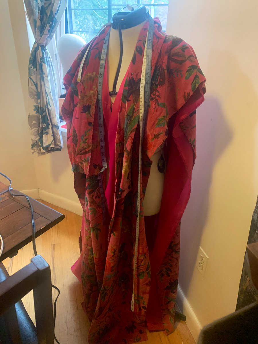 WorldWideBlonde's tweet photo. We’ve begun the Banyan madness #OurFlagMeansDeath #depressionrobe https://t.co/Bh4SjW0nV3