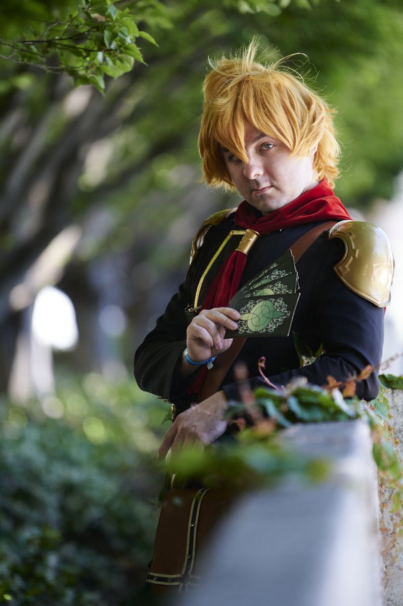 Sojian's tweet image. Just cut off all their heads DX @marjolycookie @WandernChaos ArcaneDrifter(IG) Luridan1602(IG) in #FinalFantasyTypeZero #cosplay