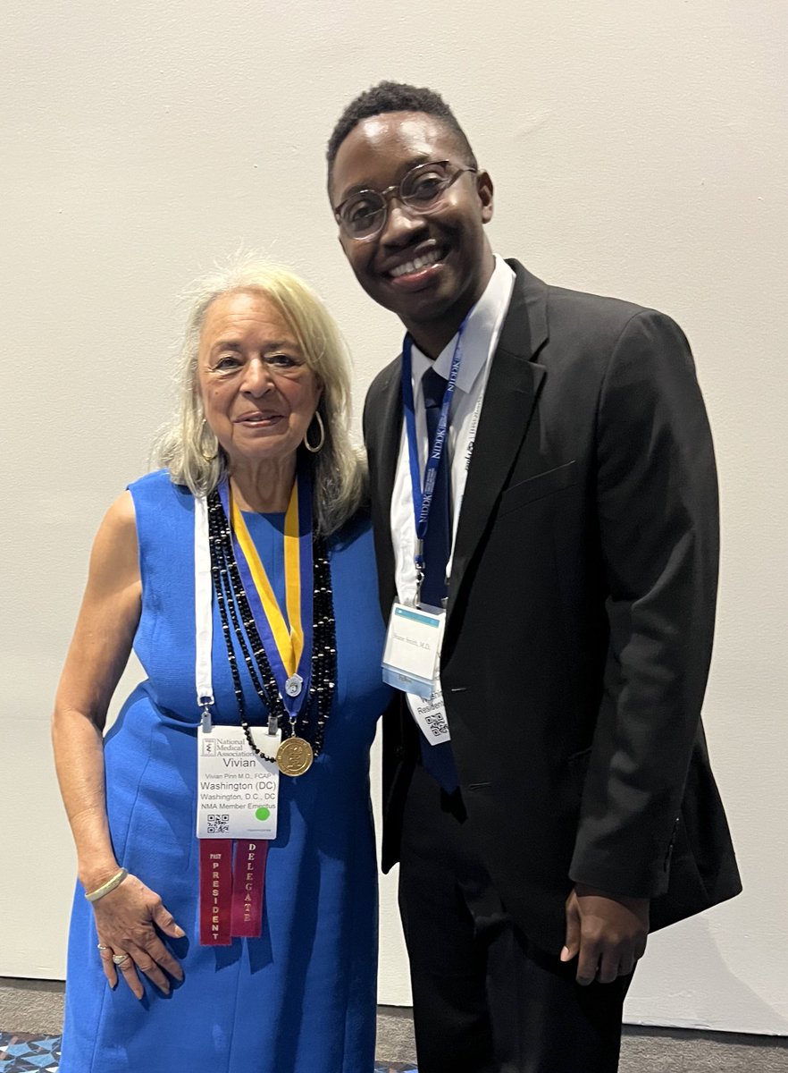 It was truly an honor meeting Dr. Vivian Pinn. 😊 @NIH @NationalMedAssn
@NMA_Pathology #PathTwitter #nma
#nma2022 #nma2022atl