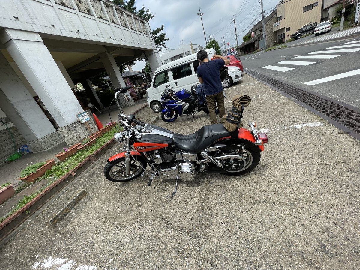 KenCb1100's tweet photo. 土曜日らジモティーで知り合った同年代の人とツーリング行きました😊
2個下でいい人でよかった！
#FXDL
#YZFR25 https://t.co/20mhfqkWxE