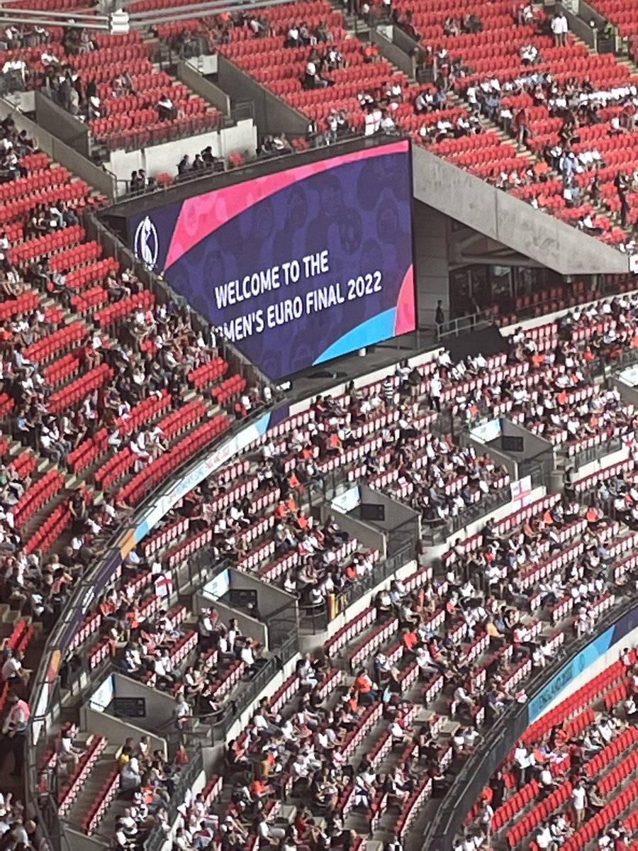 DCSHackney's tweet image. What a total privilege to be at Wembley today #Lionesses bringing it home. Big love to @AlexScott for calling it out.