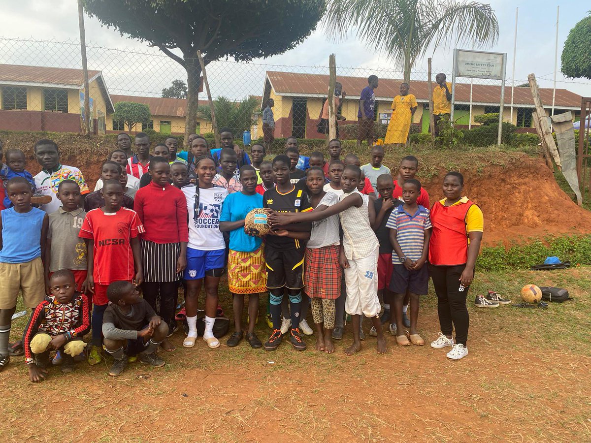 umhlaba_ tweet media