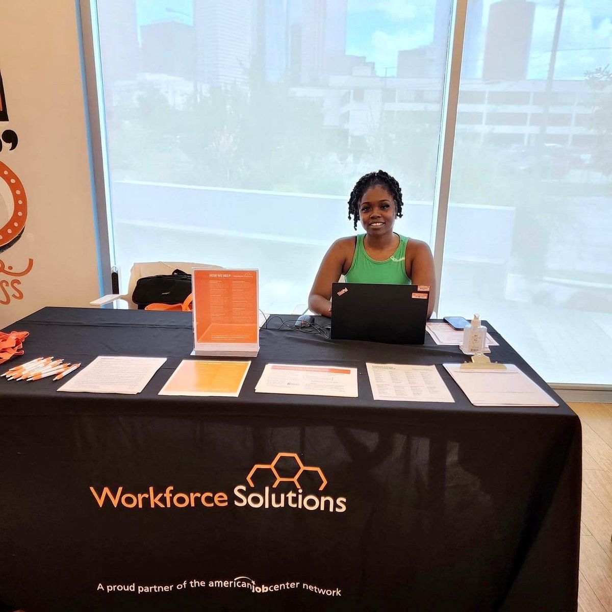 OWMediaCompany's tweet photo. 💰☀️ Our @celebratingyou1 Summer Financial Literacy Workshop for our youth was a SUCCESS! 

🙌🏾👏🏾 Thank you to ALL of our sponsors and supporters! 

😀👩🏾‍💻 To donate and make a difference in the lives of our youth, visit https://t.co/aTMZWzzKY7.

#ObsessedWithMedia #CelebratingYou https://t.co/FPaCZgCPKc