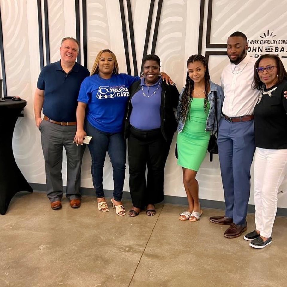 OWMediaCompany's tweet photo. 💰☀️ Our @celebratingyou1 Summer Financial Literacy Workshop for our youth was a SUCCESS! 

🙌🏾👏🏾 Thank you to ALL of our sponsors and supporters! 

😀👩🏾‍💻 To donate and make a difference in the lives of our youth, visit https://t.co/aTMZWzzKY7.

#ObsessedWithMedia #CelebratingYou https://t.co/FPaCZgCPKc