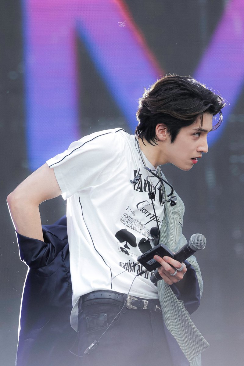 LostInJWS0131's tweet photo. 220730
🎇💫euphoria💗💙💜🤍✨

HQ🔗https://t.co/8TGlYl3uU6

#우석 #정우석 #WOOSEOK  #JUNGWOOSEOK  #ウソク #펜타곤  #PENTAGON 
@CUBE_PTG https://t.co/1xUbVHzBAD