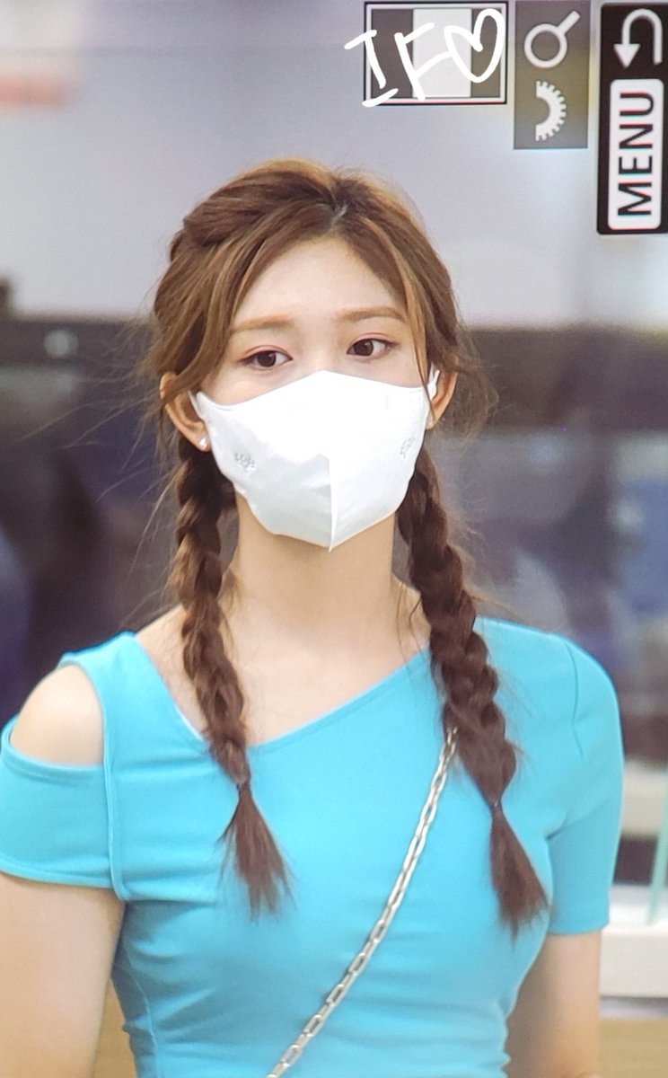 Leeseo_iF's tweet photo. 220801 아이브 이서 출국 프리뷰  #IVE #아이브 #이서 #Leeseo https://t.co/h41D27Fc8g