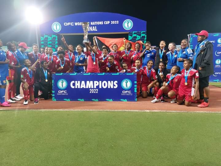 JoeyTau's tweet photo. Too good #TeamPNG 🇵🇬🇵🇬 @OFCfootball Women's Nations Cup 2022 Champions! 🏆 Congrats ladies. #PapuaNiugini #YumiGo #PNGUp https://t.co/6BT4VfMFaf