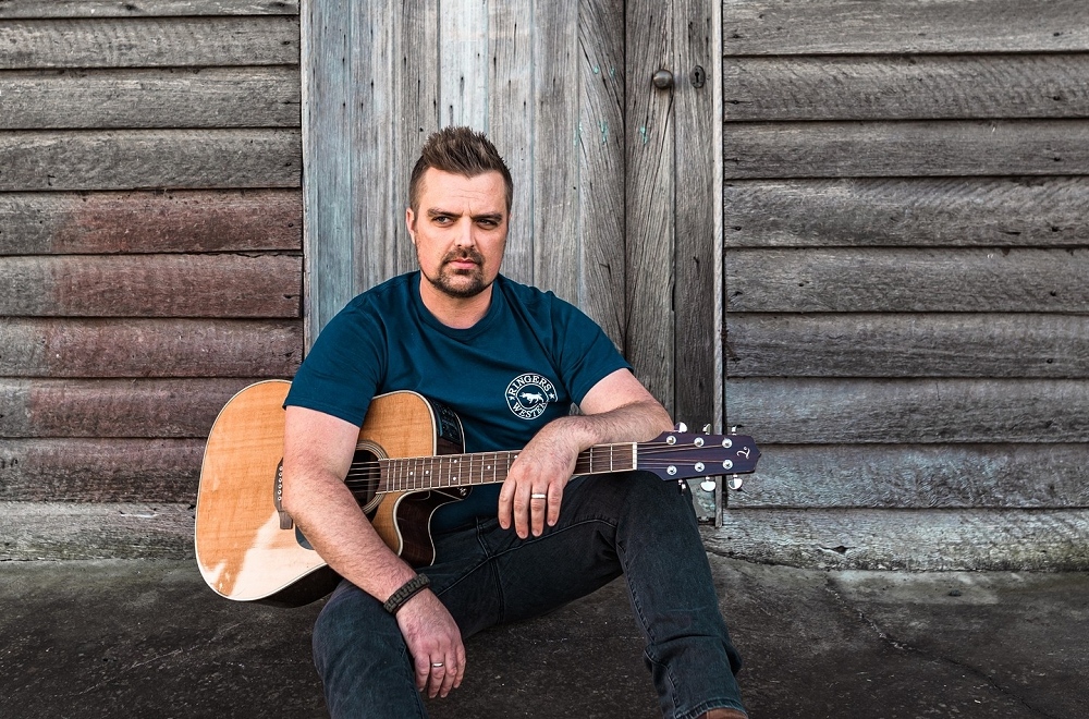 CountryTownAU's tweet photo. Here’s a wrap up of all the new releases in the country world! Featuring @theandrewswift, @LucieTigerMusic, @jordanrowemusic, @IngridAndress, @ChaseRiceMusic, @BrookeEdenMusic, @CaitlinQuis, @DylanWheeler_, @mikaylalaneband, @cb30music and more! ✨ https://t.co/aRPij7Mkof https://t.co/uISeSrNyMf
