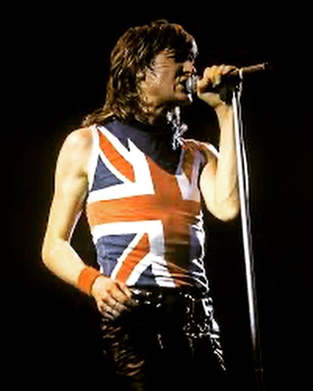 Happy Birthday to Joe Elliott born on this day in 1959 