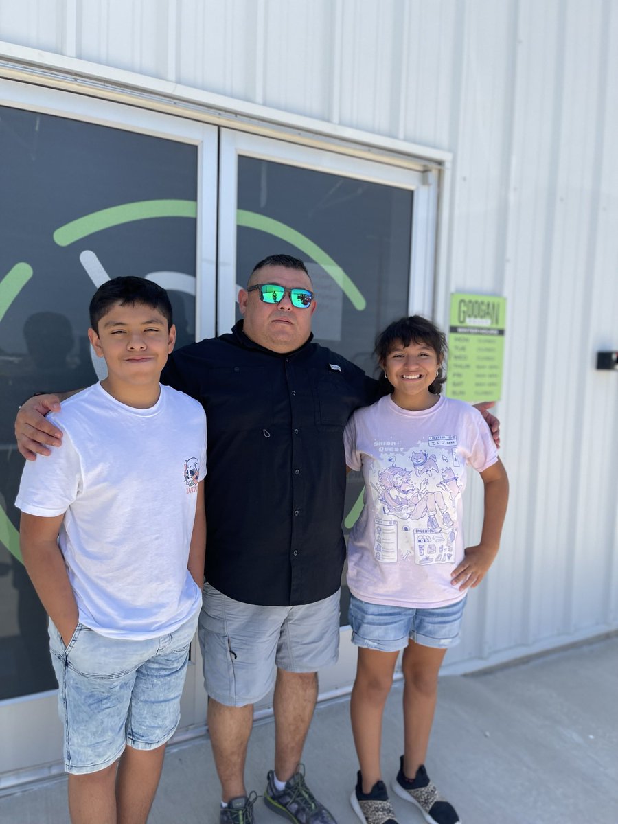 IOutdors's tweet photo. Took a family vacation to one of our favorite place!  We will be back!  #googansquad #googanhq #googanbaits #googanapparel #googanvacation #roadtrip https://t.co/CeRpdNpHBG