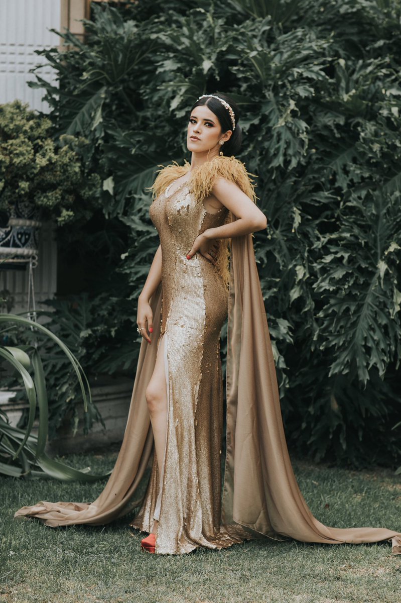 kasandra_gm's tweet photo. Enamorada de mi vestido ✨🤩 https://t.co/GJaWhn2u9J