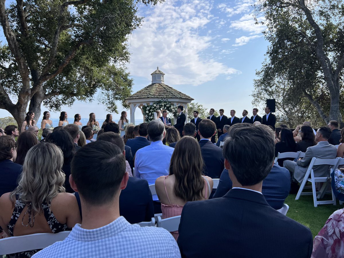 GetBetter_FC's tweet image. Big day for the#GBFC Family has one of our own gets married. Congratulations to #SarahAndJordy! #TakesTwoToTango